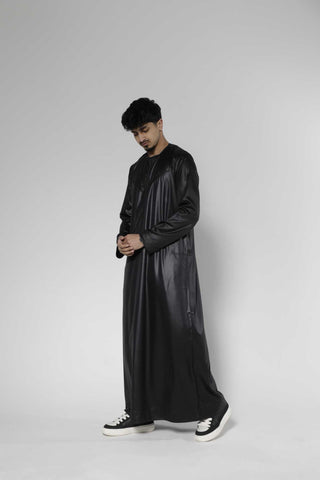 Black Emirati Thobe